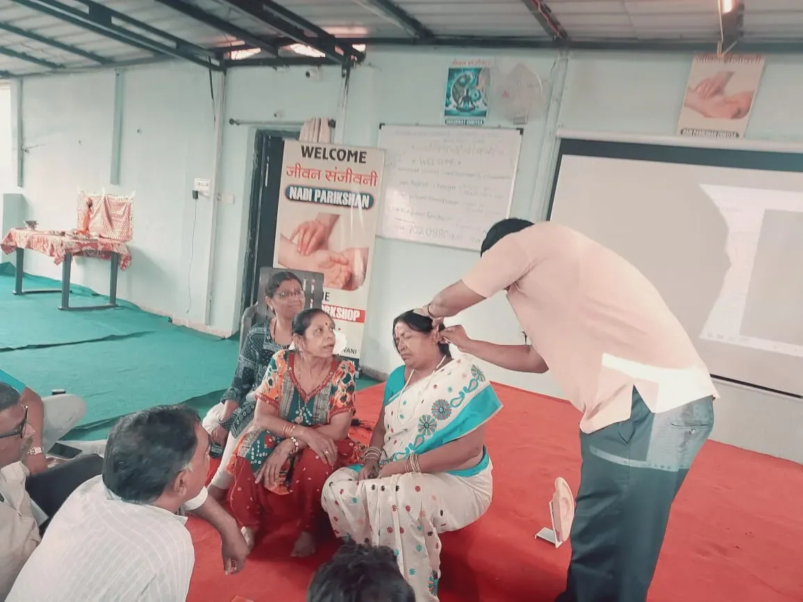 *नाडी* तुमच्या शरीरातील लपलेले *रोग* संकेत कसे सांगते